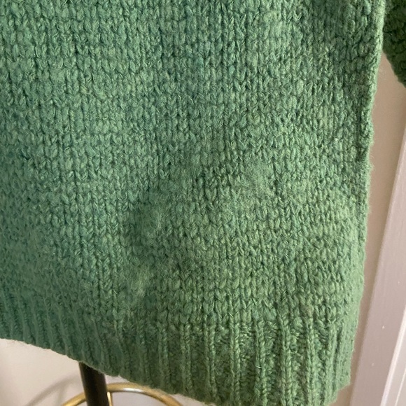 Hand Knit by Dollie Wool Sweater: Small - Picture 12 of 14